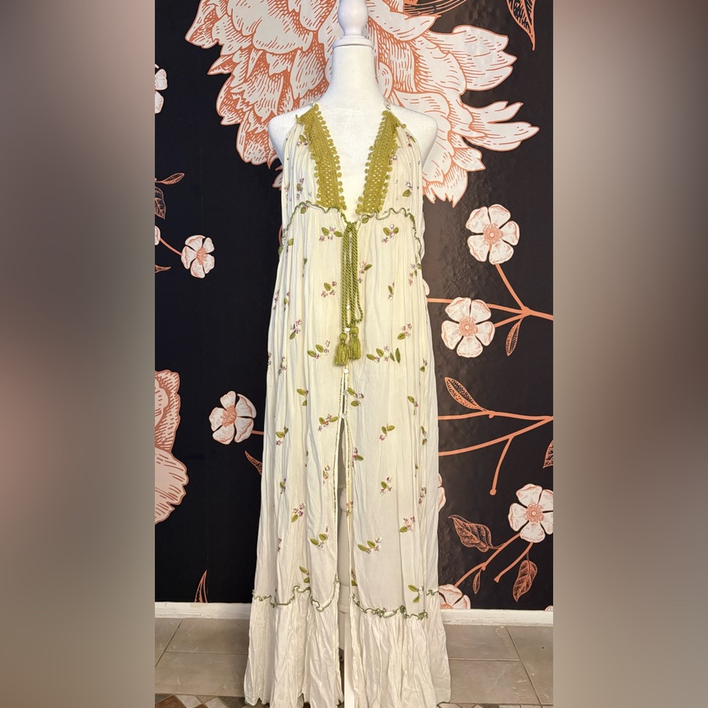 Papa Pia Whimsical White Maxi Dress with Beautiful Embroidery Detail